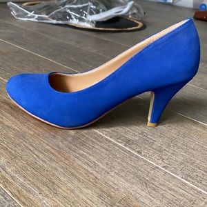 Stylish blue heels